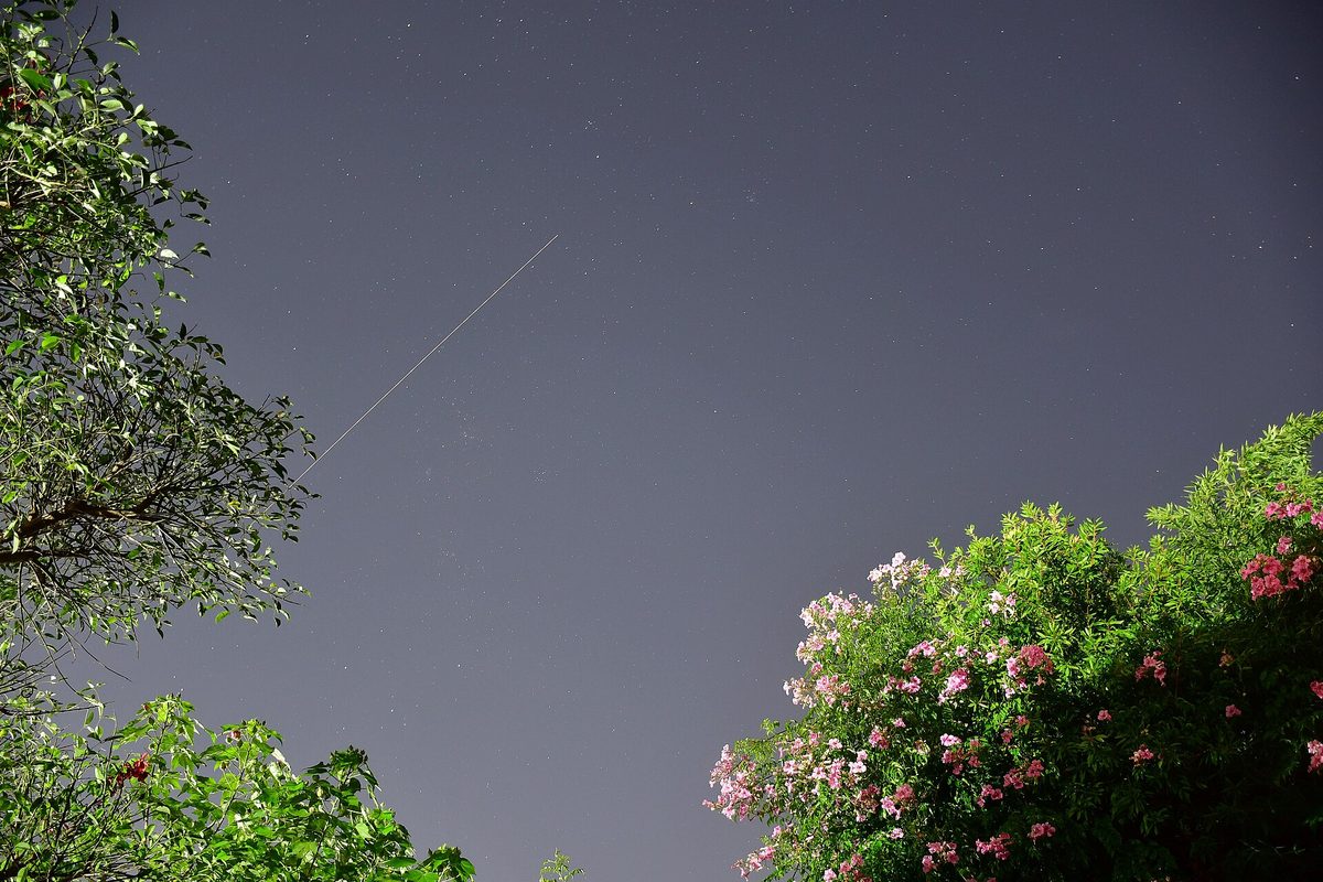 Tiangong fotografiada desde tierra en Argentina: un punto brillante como el de la ISS, pero más débil.